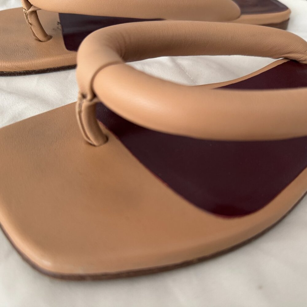 STAUD Rio Leather Thong Sandals - Picture 3 of 6